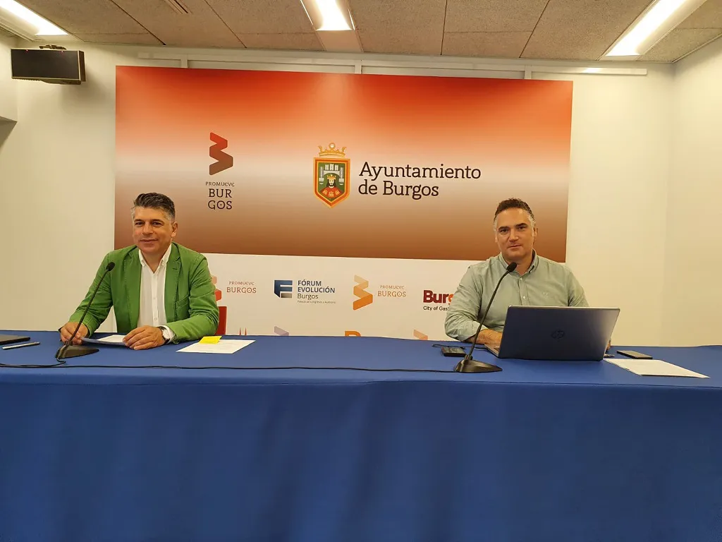 El Ayuntamiento envía a 100 jóvenes burgaleses a aprender inglés a Reino Unido