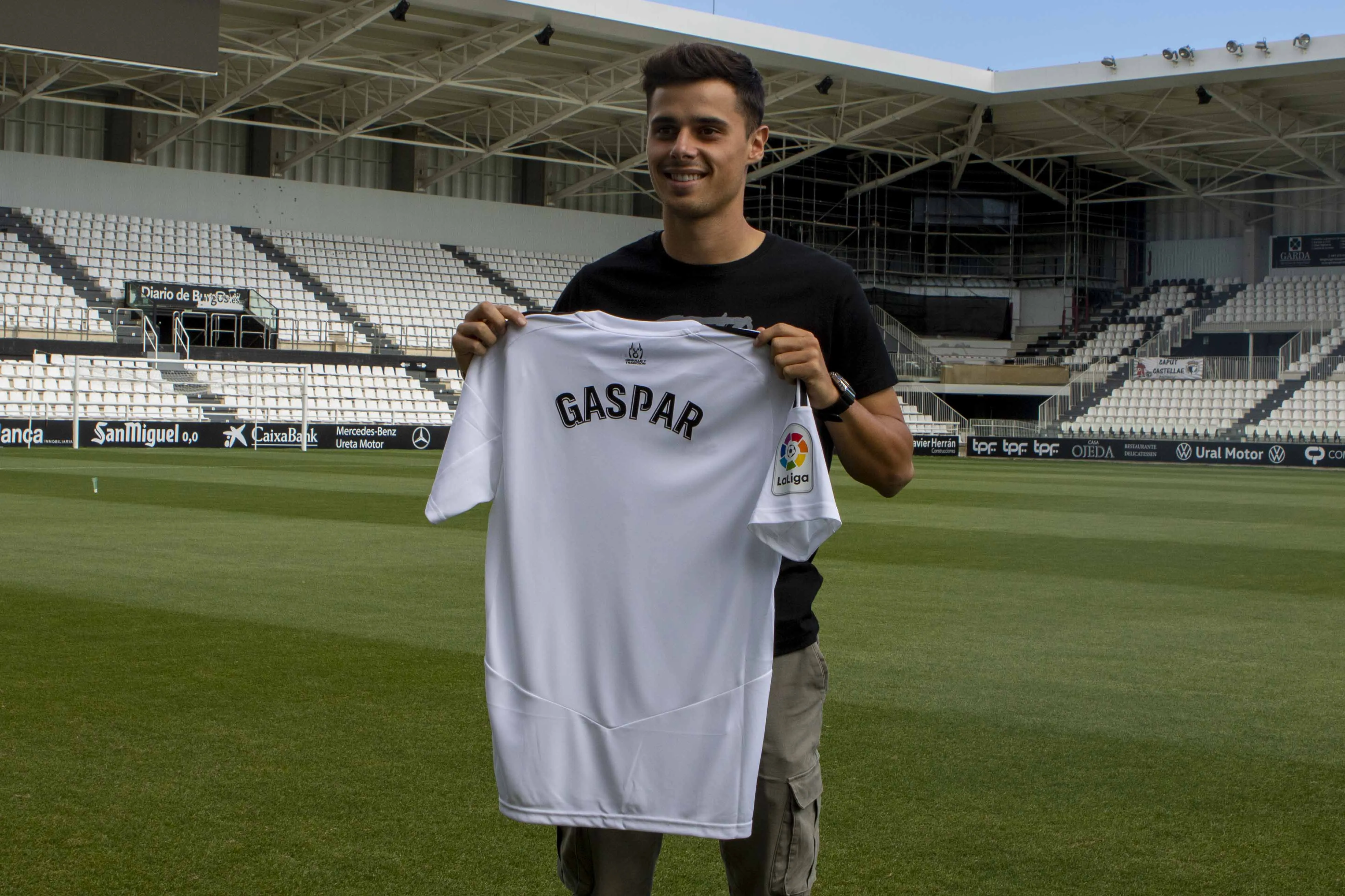 El Burgos CF se refuerza con el extremo Gaspar Campos