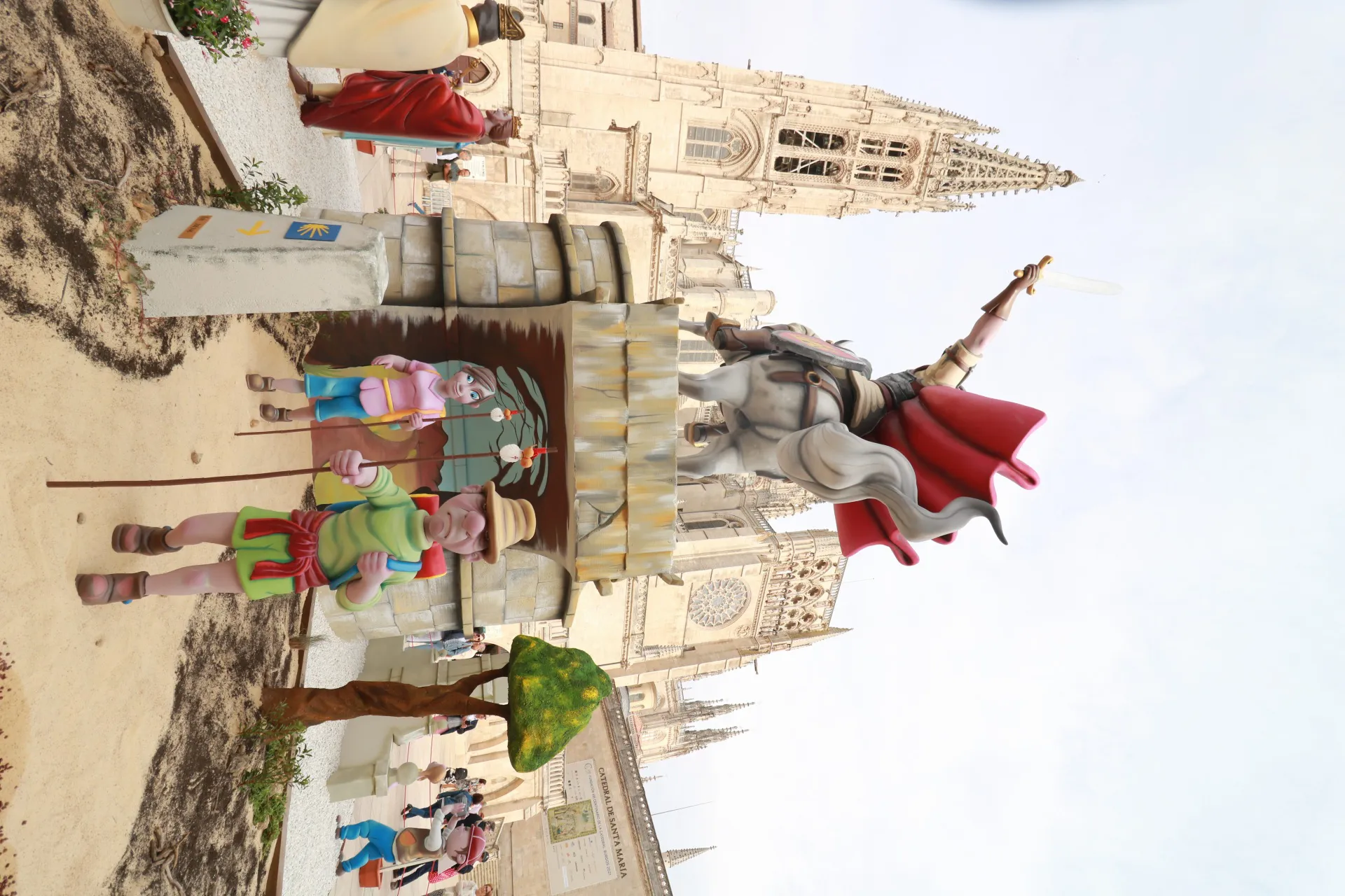 Foto 11 - La falla de Burgos que arder&aacute; este s&aacute;bado a los pies de la Catedral