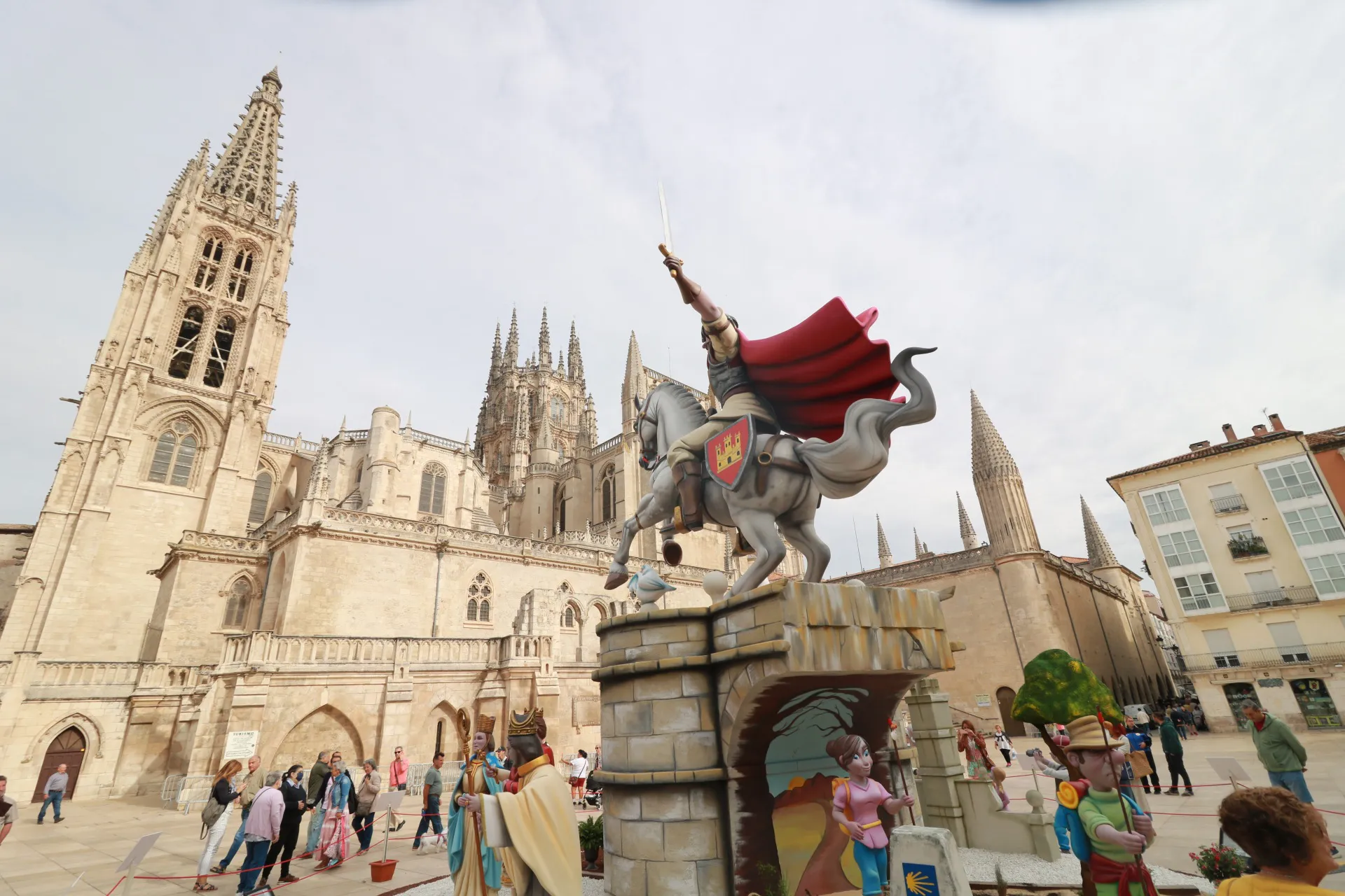 Foto 7 - La falla de Burgos que arder&aacute; este s&aacute;bado a los pies de la Catedral