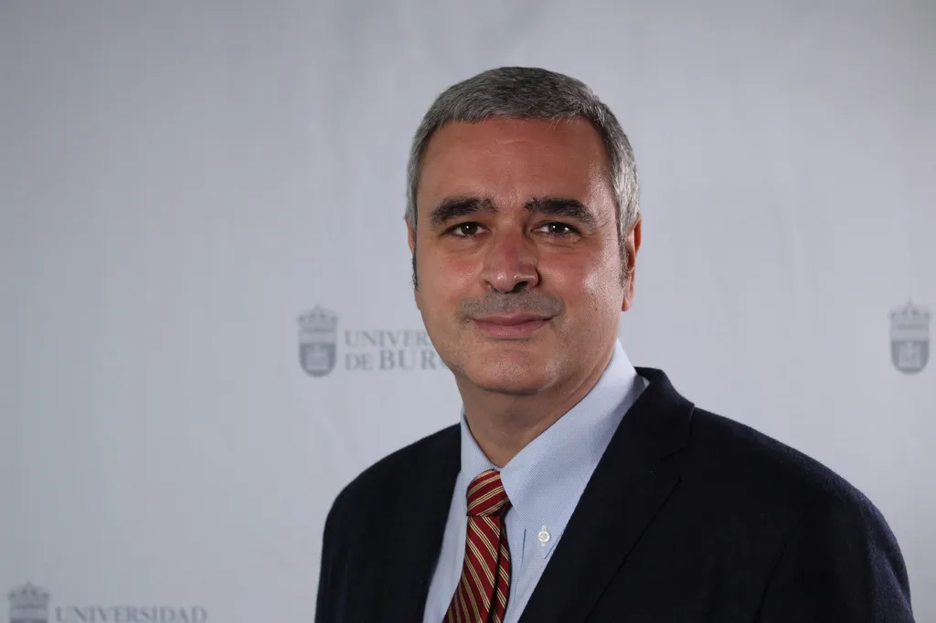 El profesor de la UBU, David Rodríguez recibe el Premio Innova 2021