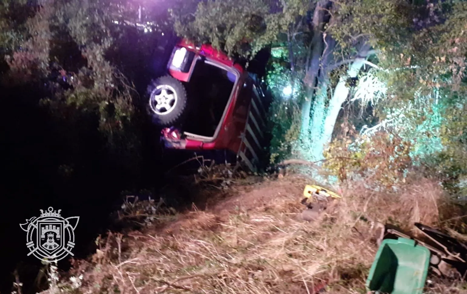 Un fallecido tras la salida de vía de su vehículo en Villaescusa la Sombría