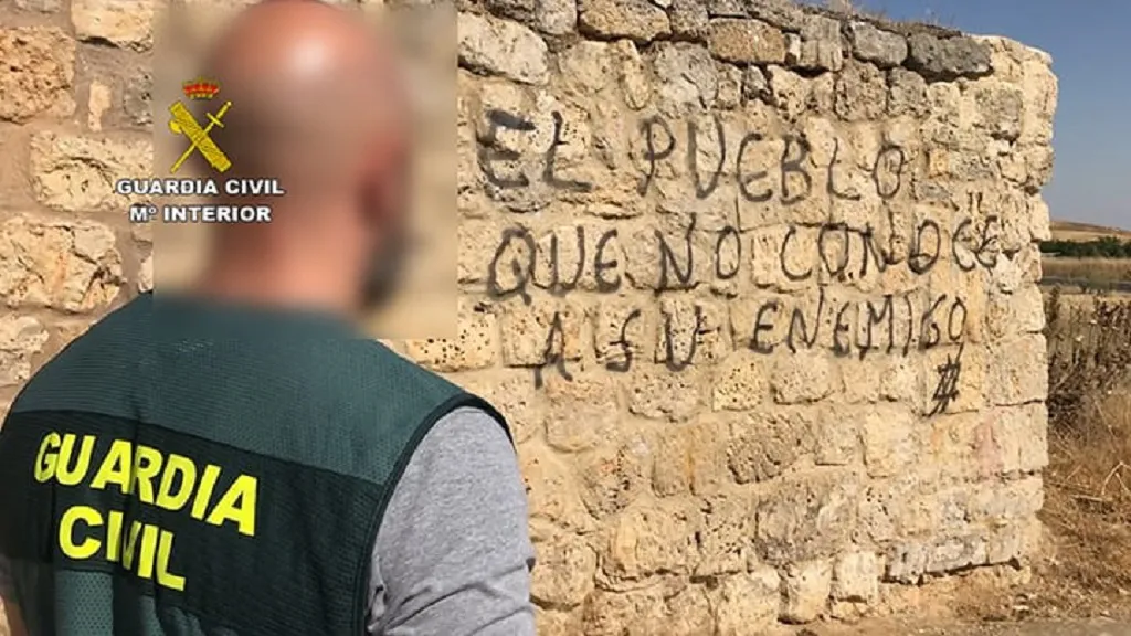 Detenidas tres personas por su implicación en siete delitos de odio antisemita en Castrillo Mota de Judíos y Madrid
