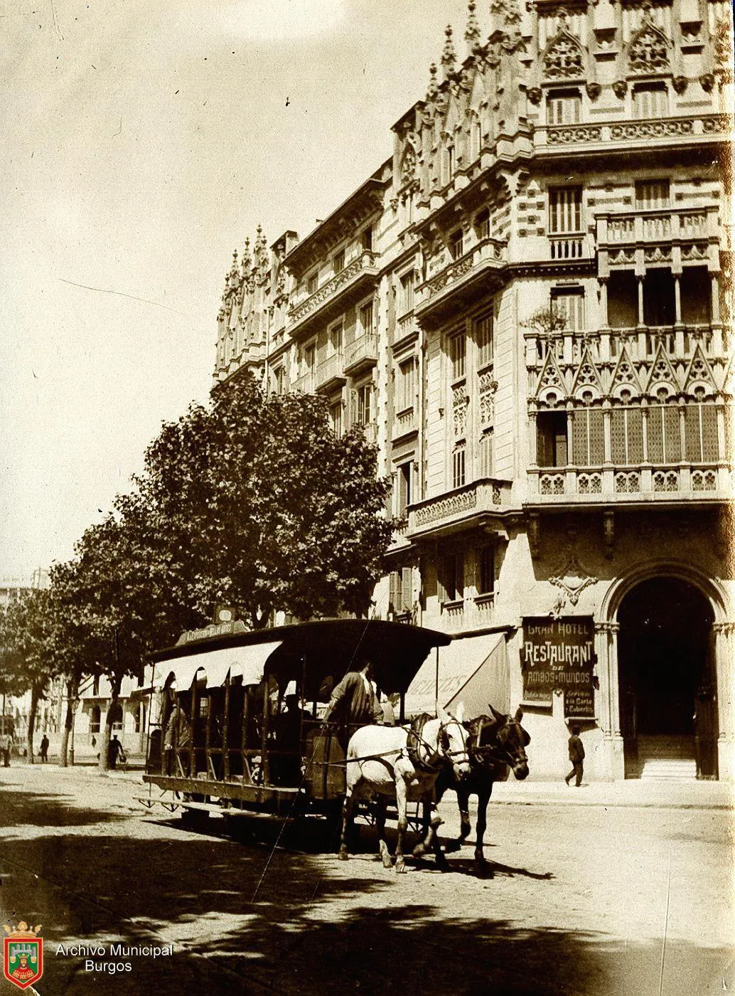 Historia Burgos: Línea ómnibus entre Burgos y Santander