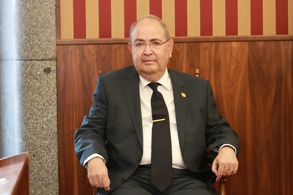 José Manuel López Gómez recibe el Título de Cronista Oficial de la Ciudad