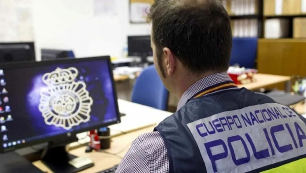 Dos detenidos como presuntos autores de un delito de amenazas a un compañero de trabajo