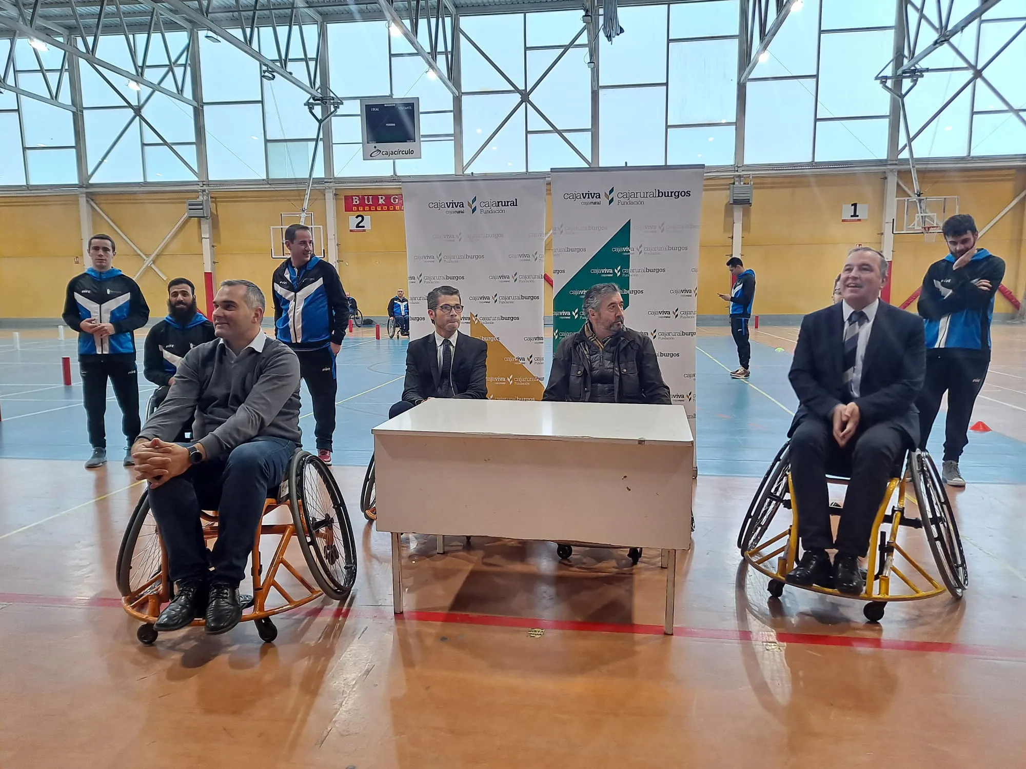 Ocho colegios de Burgos compiten en unas paralimpiadas mientras aprenden el valor de la inclusión