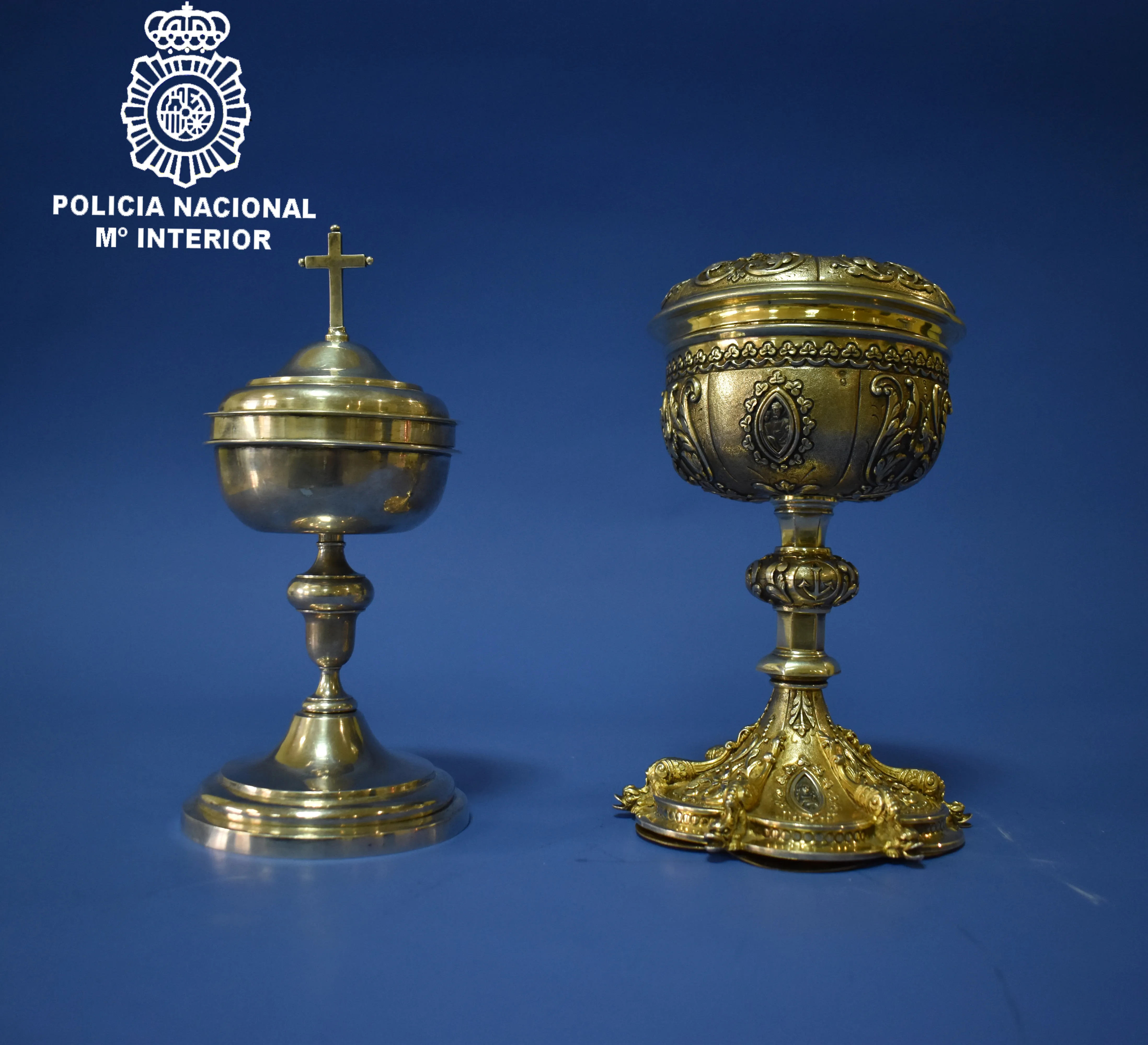 La Policía Nacional recupera dos copones robados en la Parroquia de San Antonio Abad de Las Huelgas