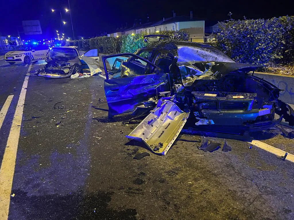 Uno de los conductores del accidente múltiple en la BU-11, circulaba en sentido contrario, daba positivo en la prueba de alcoholemia y ya ha sido detenido
