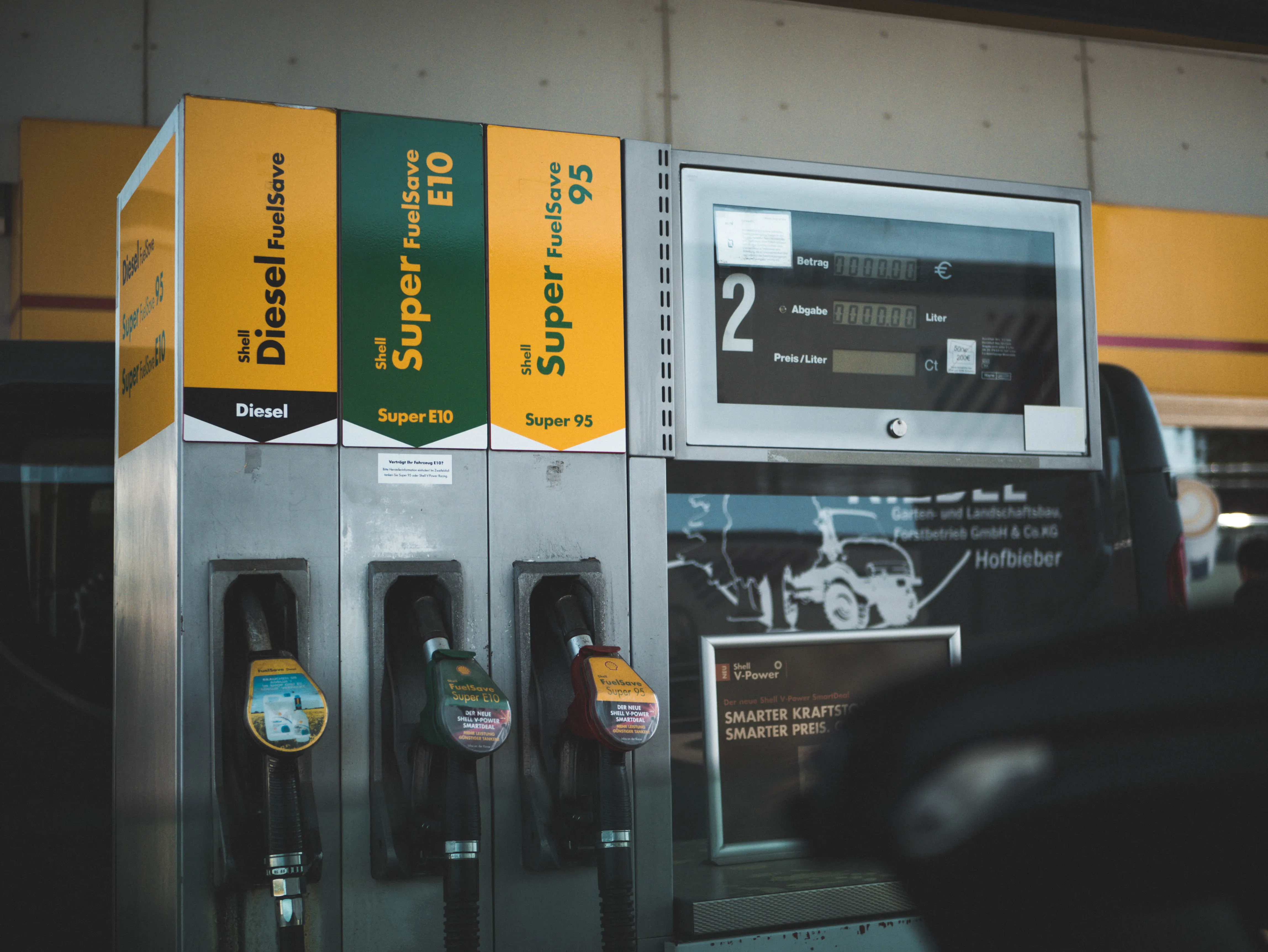 Economía y Empresa Burgos: Los combustibles de menor precio son de peor calidad: ¿Mito o realidad?
