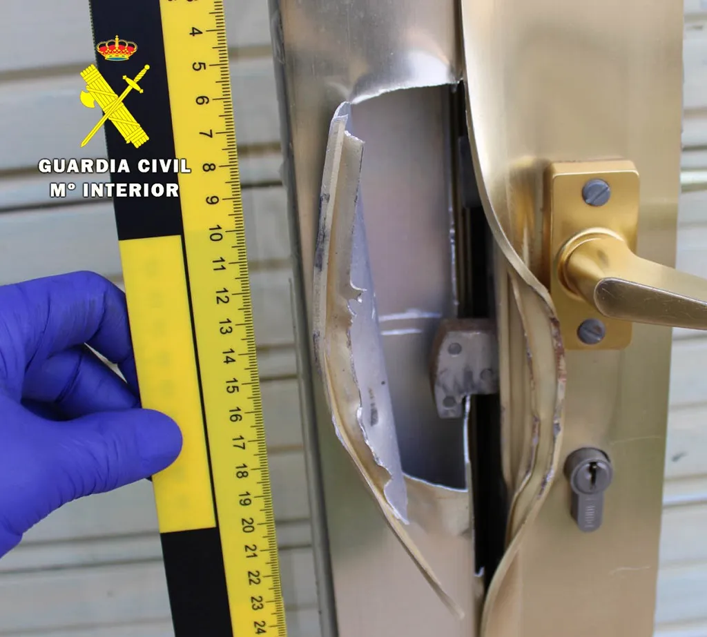 La Guardia Civil desarticula una banda que actuó en viviendas de Burgos y Navarra