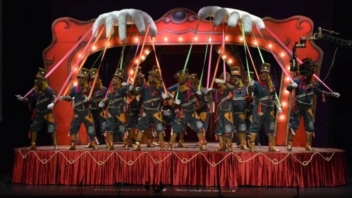 Quita tus garras, tu credo y tus manos de los úteros sagrados: el Carnaval de Cádiz canta contra el Plan antiaborto de CyL