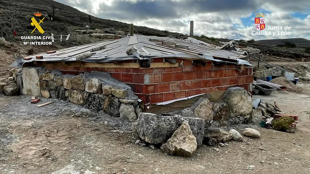 Detectan una vivienda ilegal edificada en suelo rústico