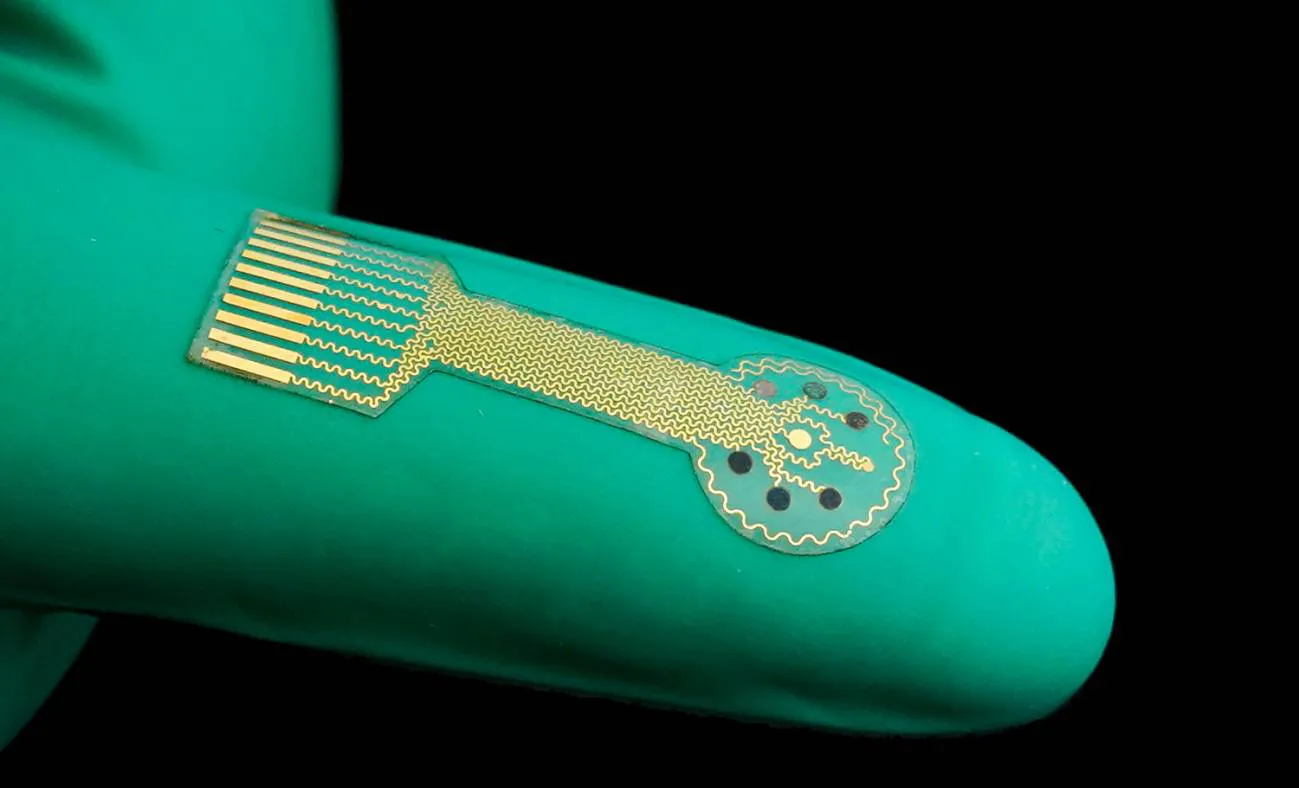 Desarrollan un parche bioelectrónico para curar heridas crónicas
