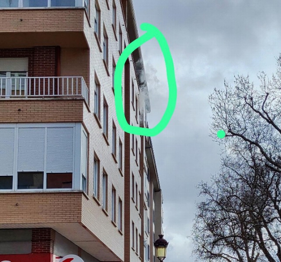 Incendio domiciliario moviliza a Bomberos y Policía Nacional