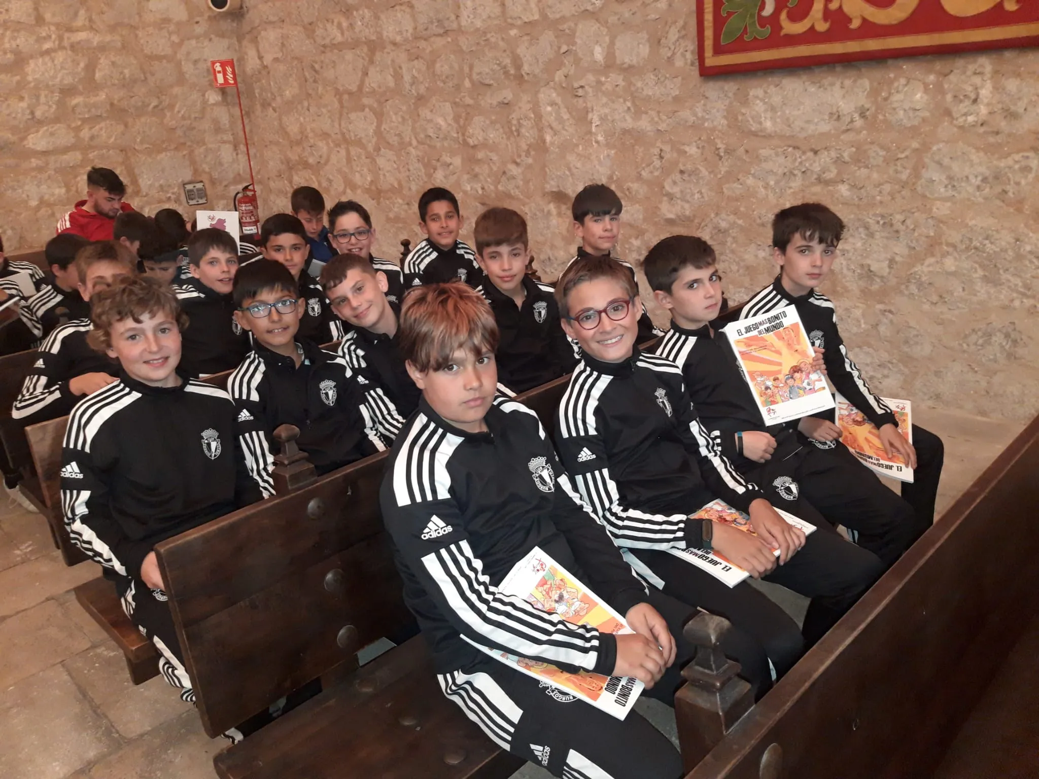 Fútbol Burgos: Se presenta el cómic El juego más bonito del mundo