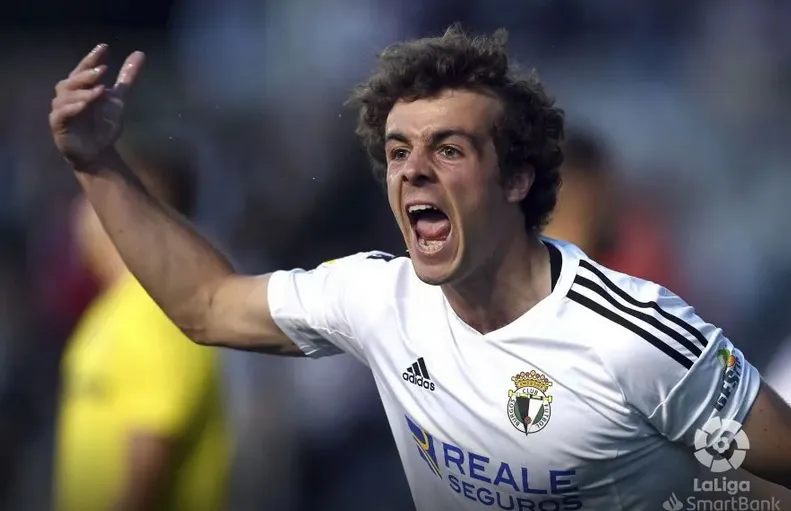 Fútbol Burgos: El Burgos recupera la victoria y la octava plaza (1-0)