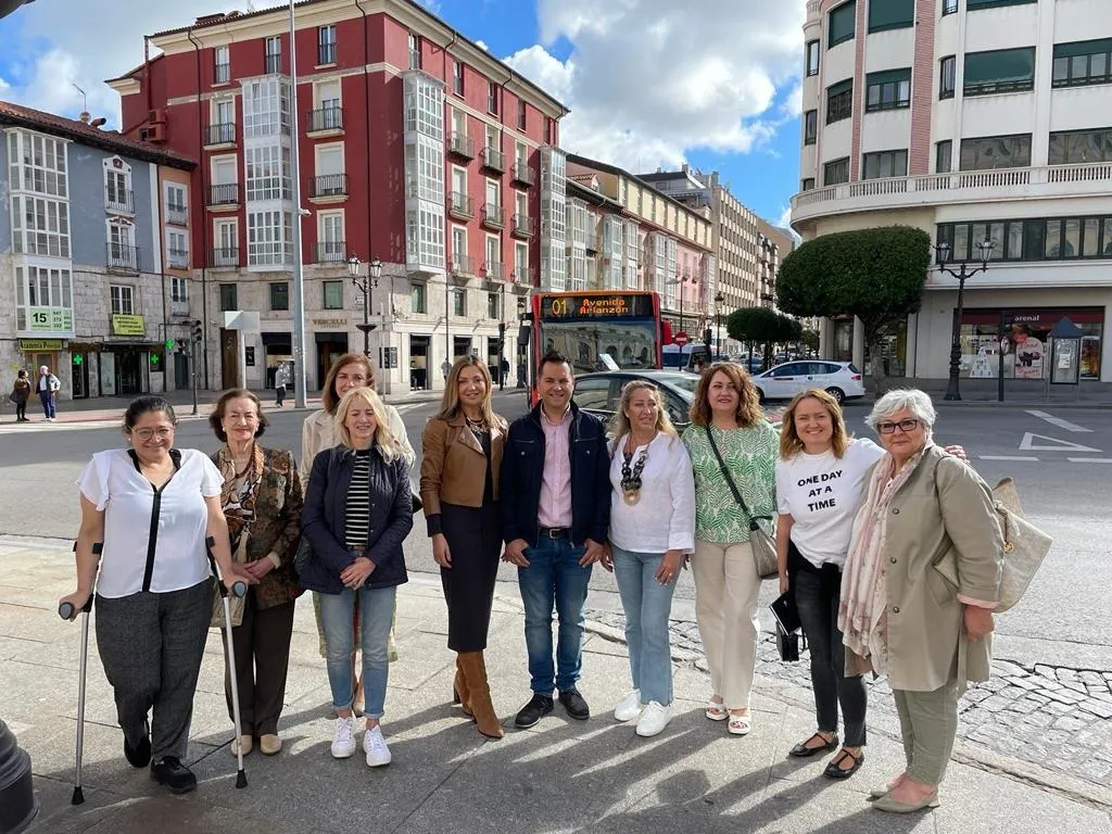 Decide Burgos apuesta por una línea de autobuses eléctricos y por tarifas planas para los usuarios