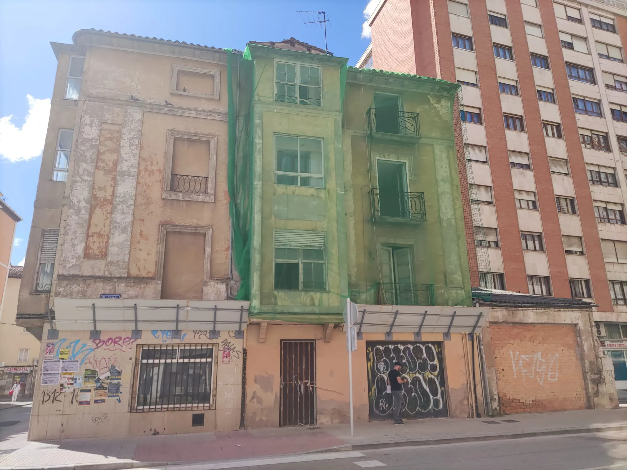 Peligro constante que aumenta cada segundo: la casa está que se cae