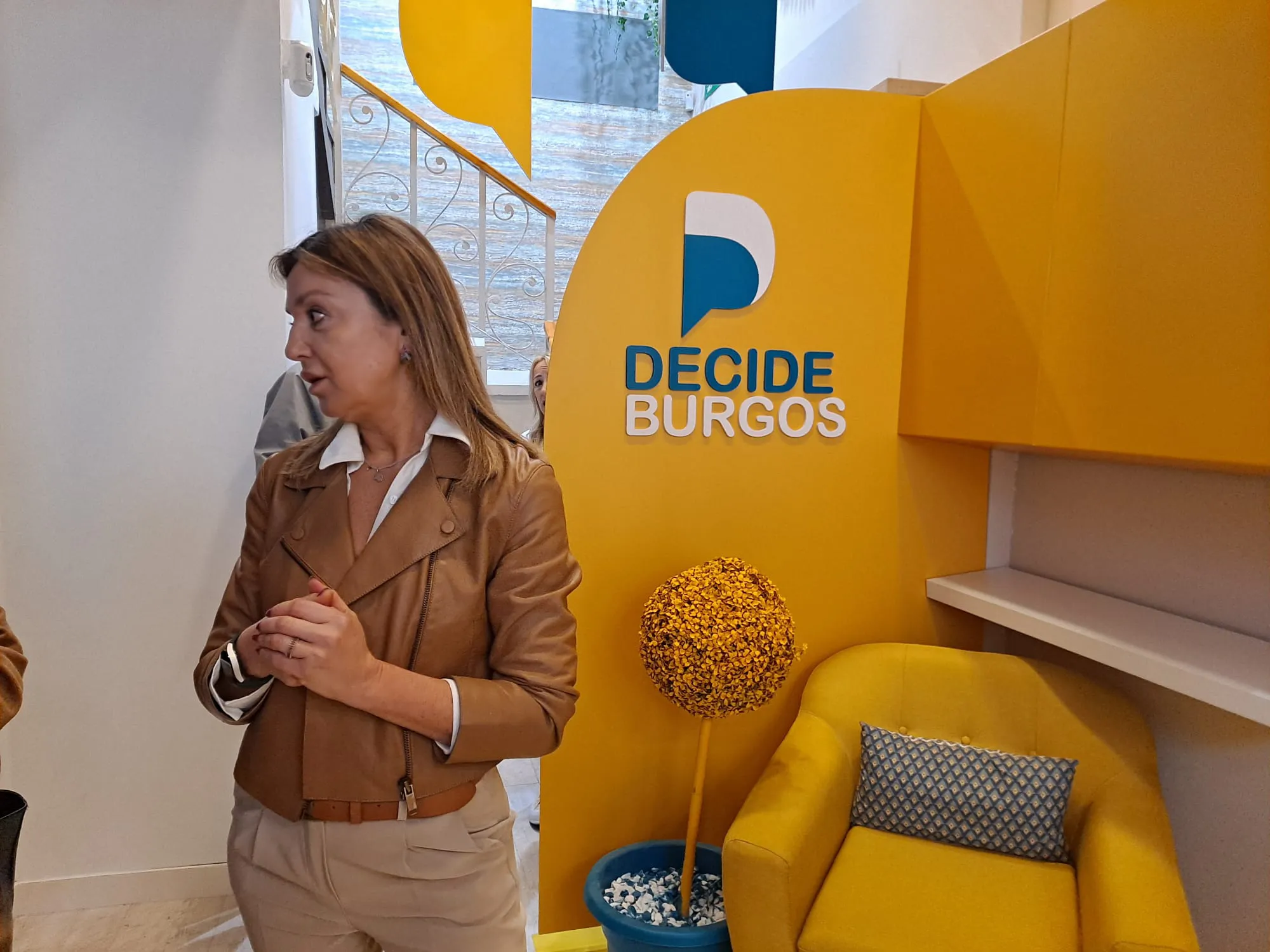Decide Burgos lamenta que Ayala se pliegue a los deseos nacionales de Feijóo en la política de pactos