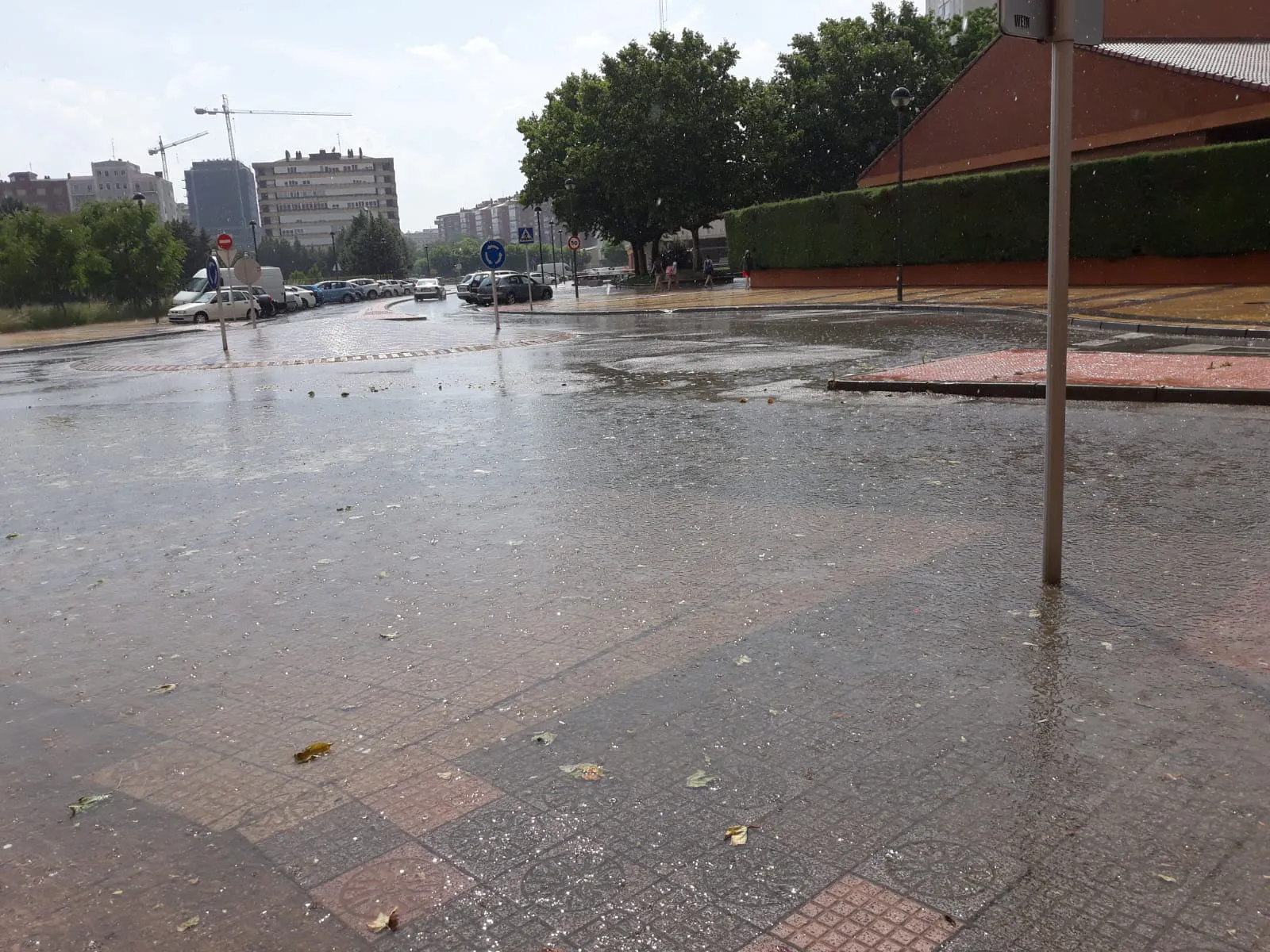 OCU aconseja reclamar en caso de daños por tormentas e inundaciones