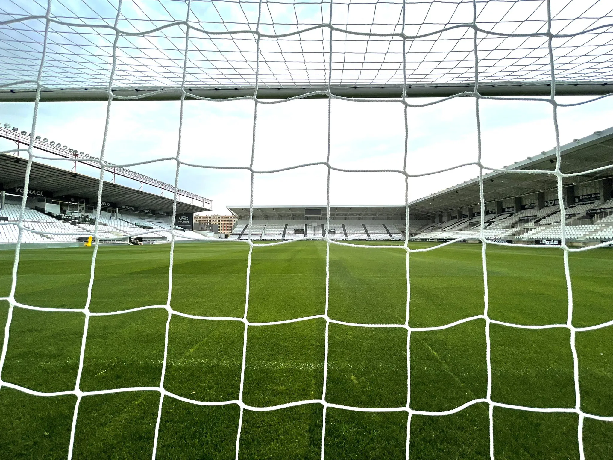 Fútbol Burgos: El Burgos CF acuerda convenios con 18 equipos de la provincia