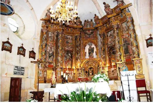 Canadá también apoya la lucha de los 27 vecinos de un pueblo de Burgos por rescatar su retablo y su reloj