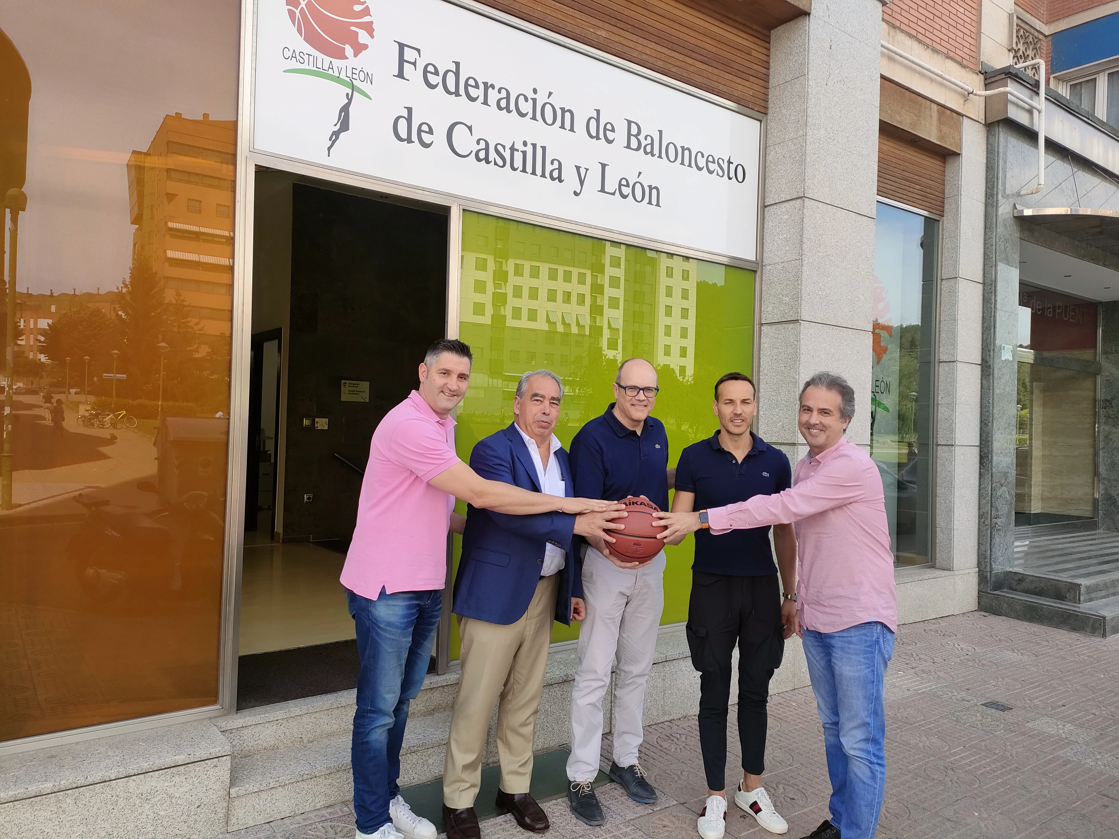 Baloncesto Burgos: CB Tizona y San Pablo Burgos organizarán la Copa Castilla y León en Burgos.