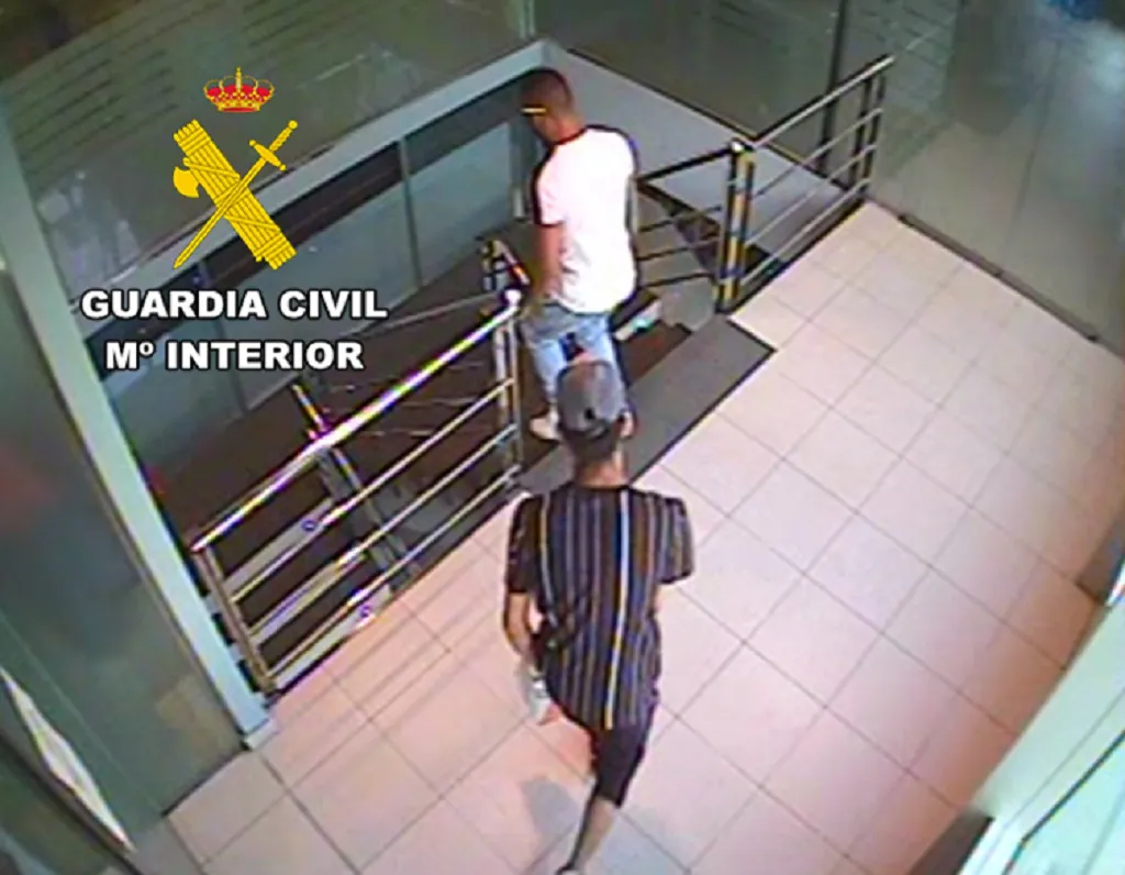 Detenidas tres personas por un robo con fuerza en un área de servicio de Burgos