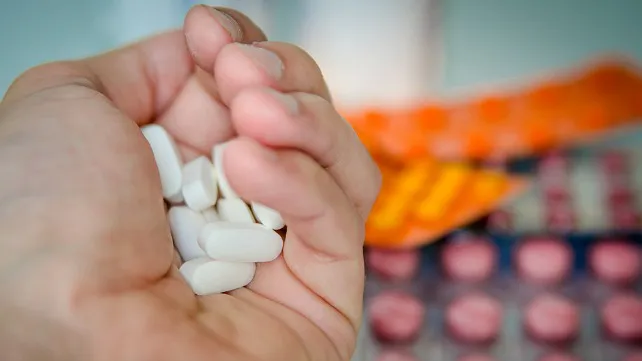 Ibuprofeno, codeína, paracetamol.. Qué analgésico tomar para cada dolor, según un médico