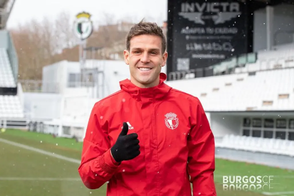 Fútbol Burgos: El Burgos CF y el Pafos FC acuerdan el traspaso de David Goldar