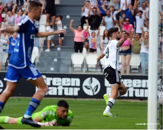 Fer Niño pone fin a su etapa en el Burgos CF rumbo al Elche