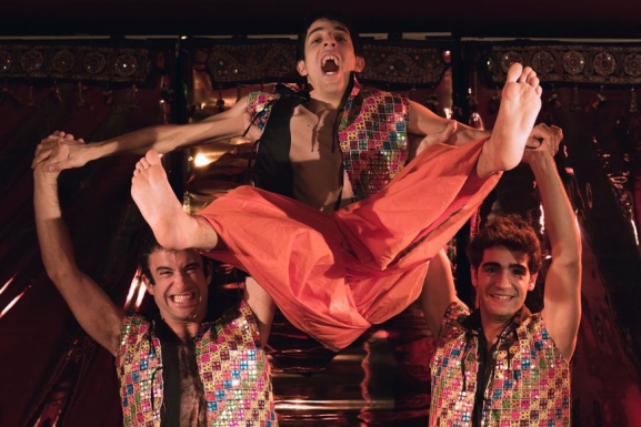 Se presenta la programación de la Sala Gamonal y el Teatro en Inglés para escolares