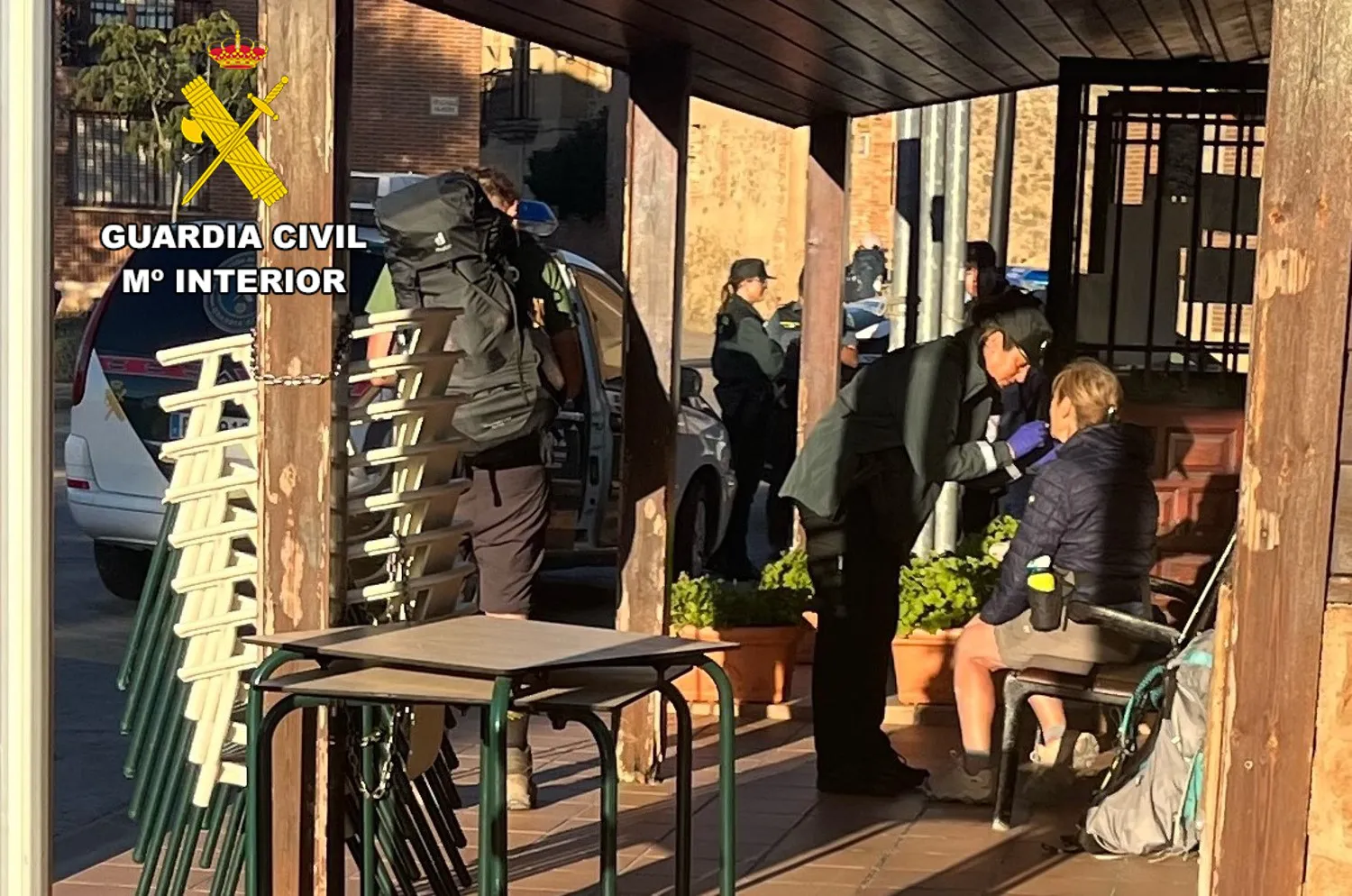 La Guardia Civil realiza dos auxilios a peregrinas al sufrir heridas por caída