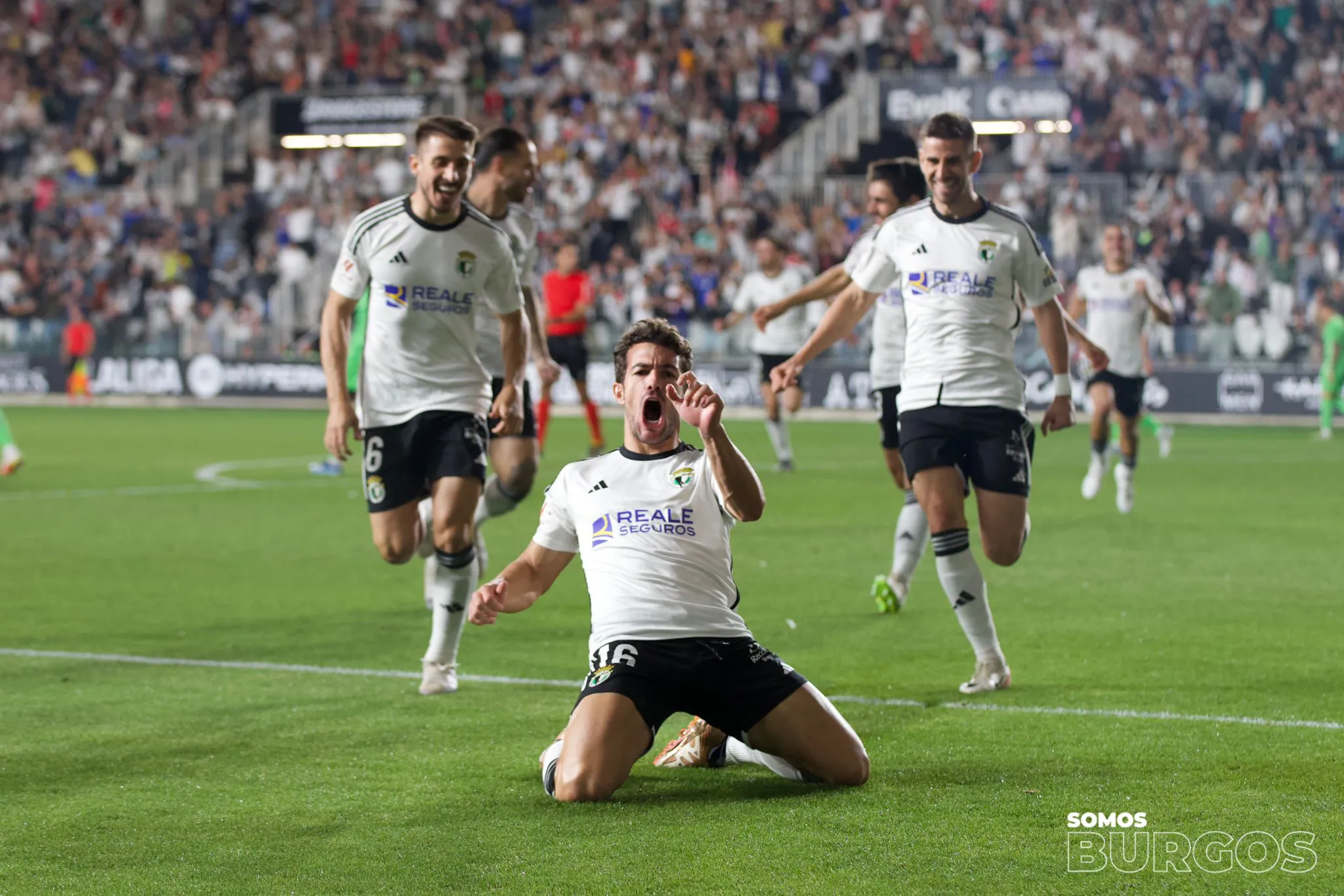 Fútbol Burgos: 1-0 | El líder no puede con El Plantío