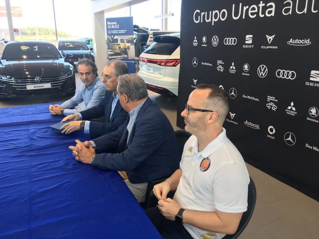 Baloncesto Burgos: Presentación oficial del Grupo Ureta Tizona Burgos en Ural Motor