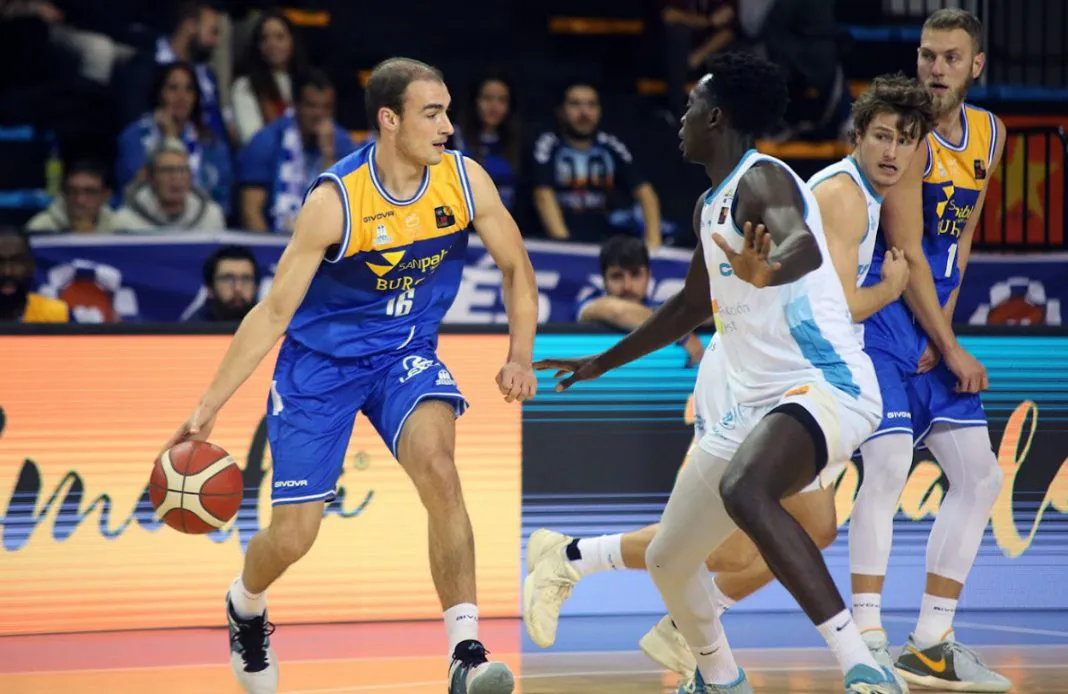 Baloncesto Burgos: 82-90. Un trabajado octavo triunfo en Menorca