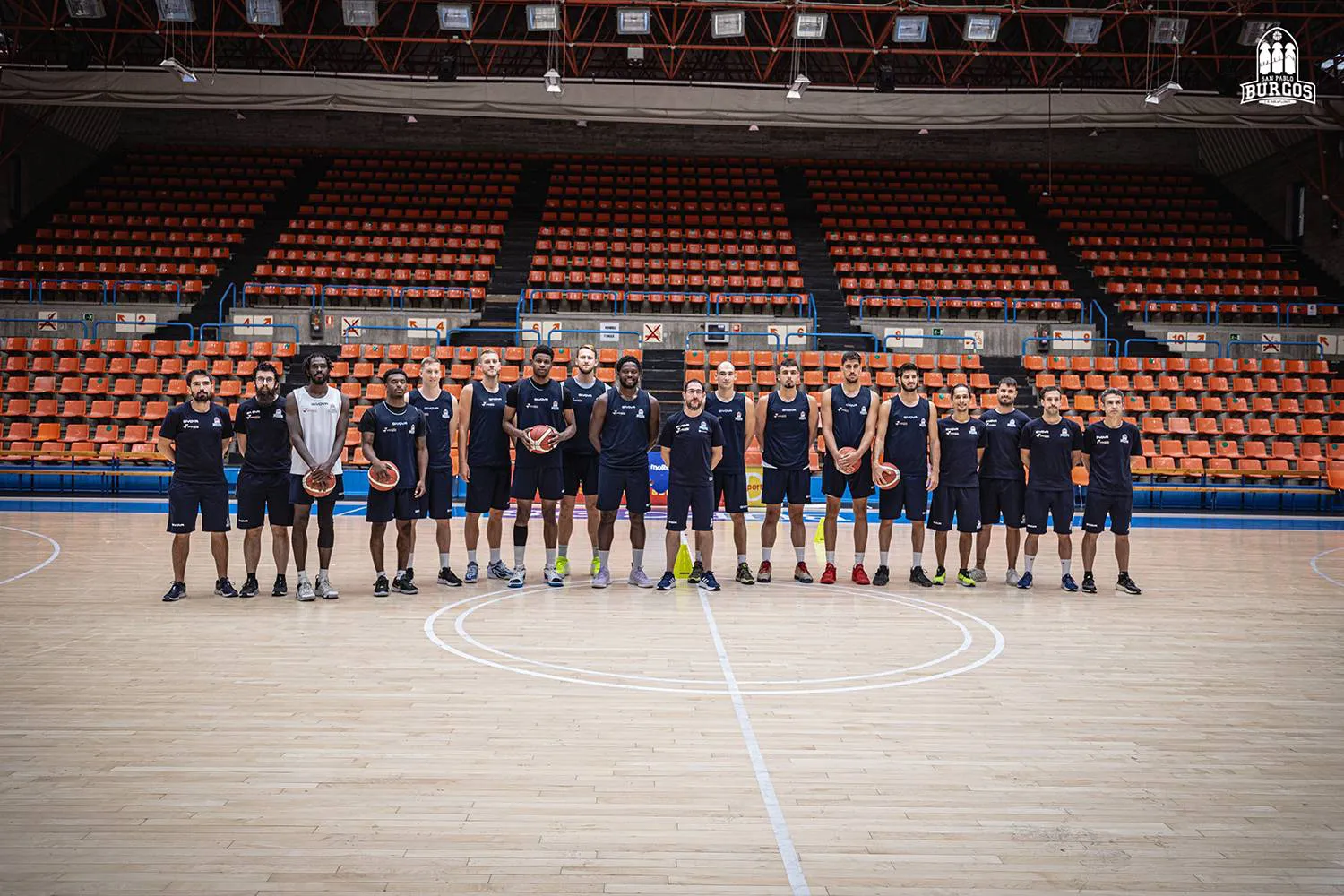 Baloncesto Burgos: Controlar el rebote y las pérdidas, claves para medirse al HLA Alicante