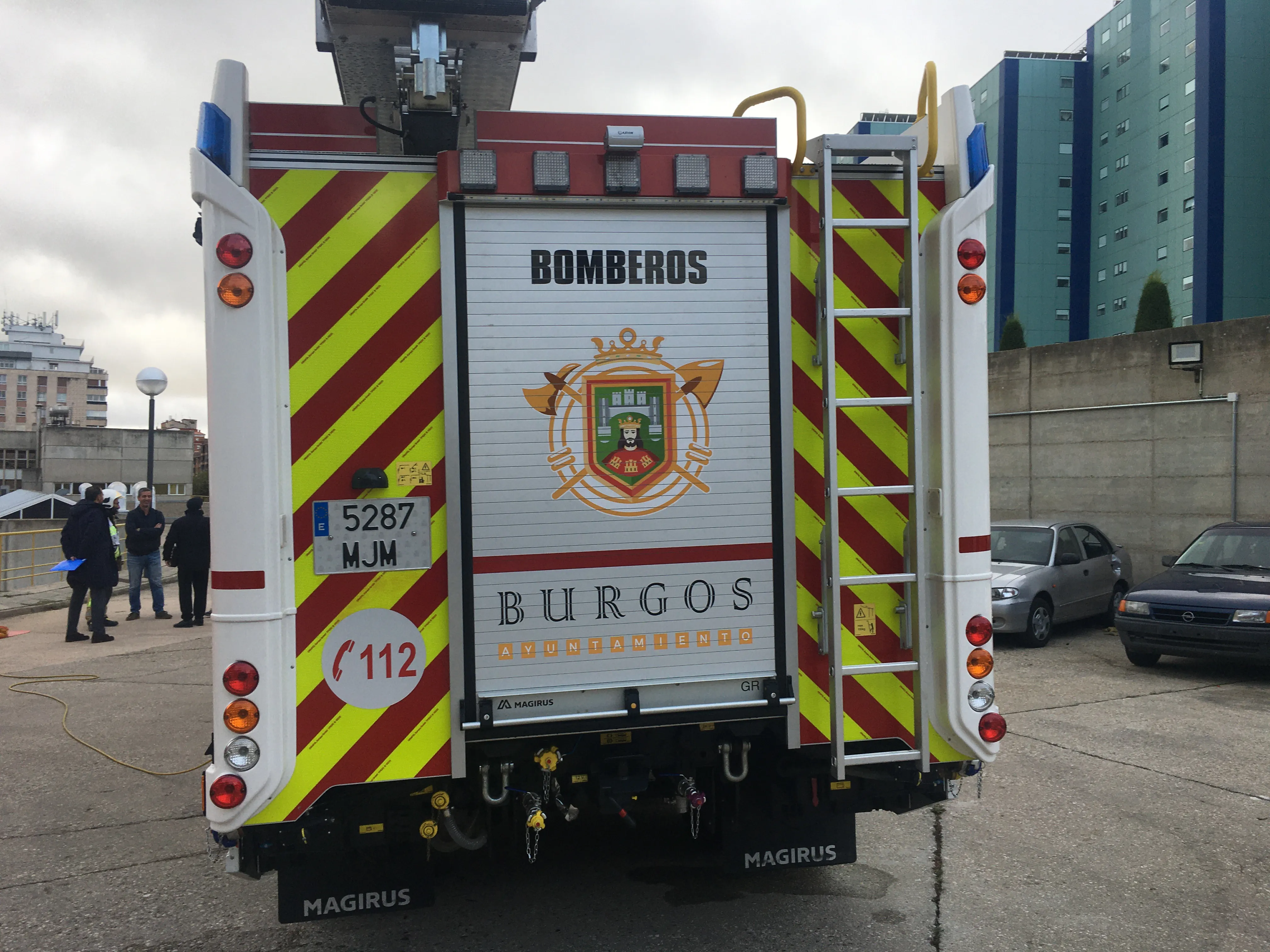 Bomberos de Burgos presenta el proyecto para crear fichas operativas de la industria de la capital