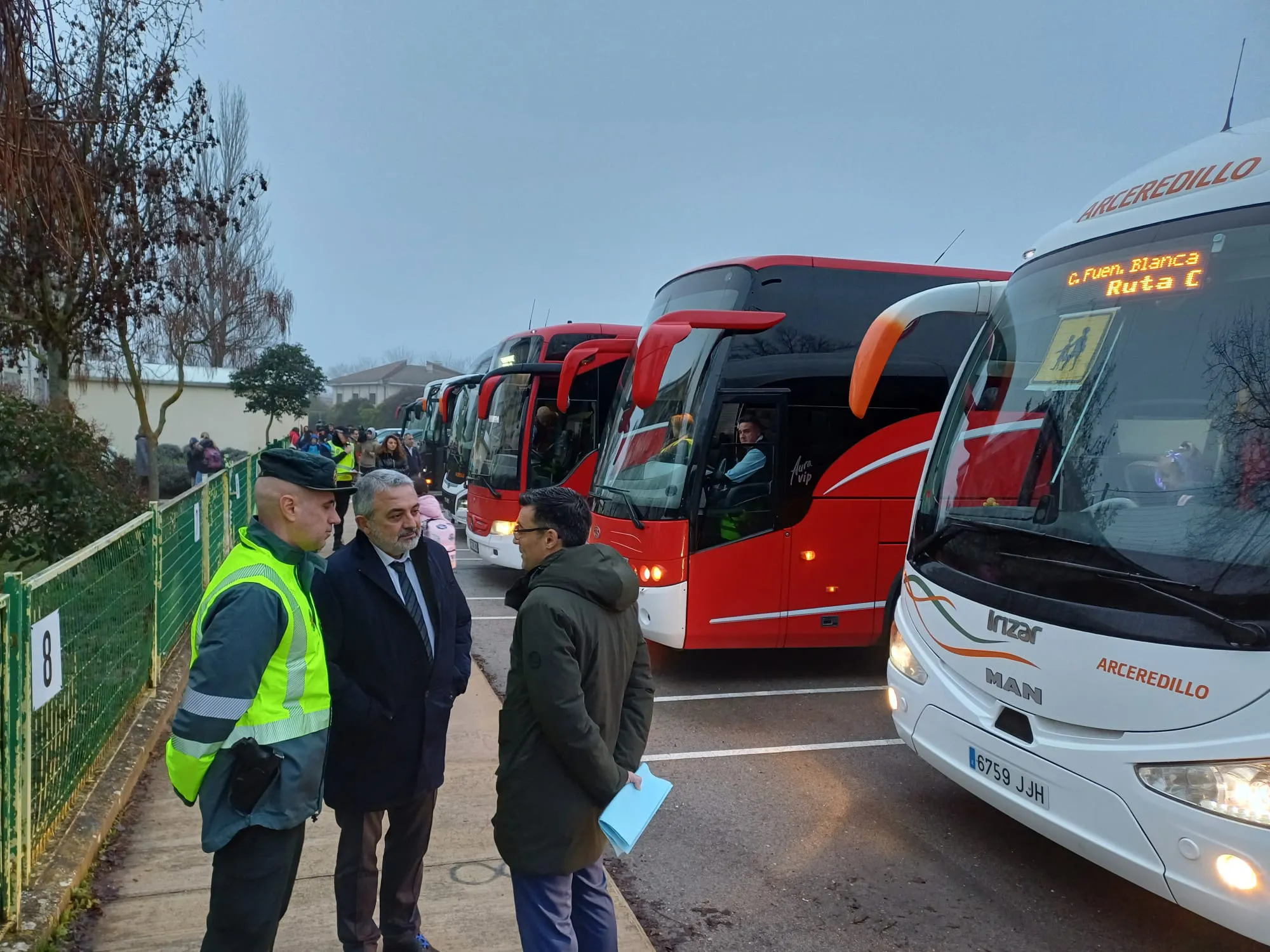 Tráfico lleva a cabo esta semana una campaña de control y vigilancia a los autobuses escolares