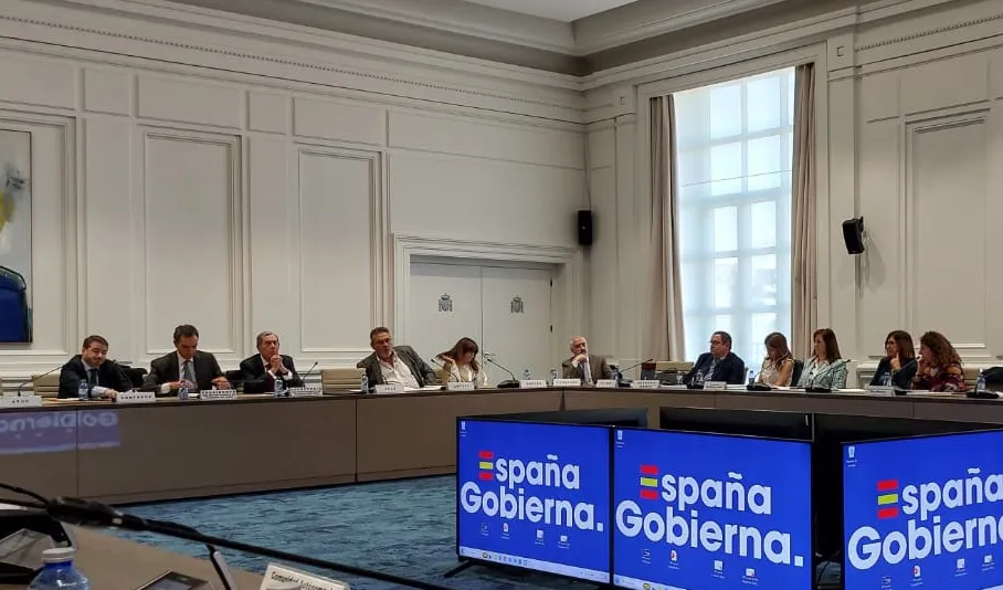 La Junta pide al Gobierno coordinar el mapa estatal con el Autonómico de Transporte Público de viajeros por carretera