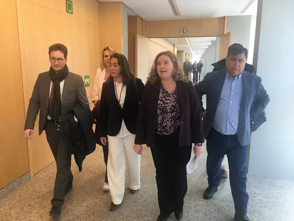 La Junta, Burgos, Aranda y las empresas a favor del Corredor Central y que lo paguen Europa o el Gobierno de España