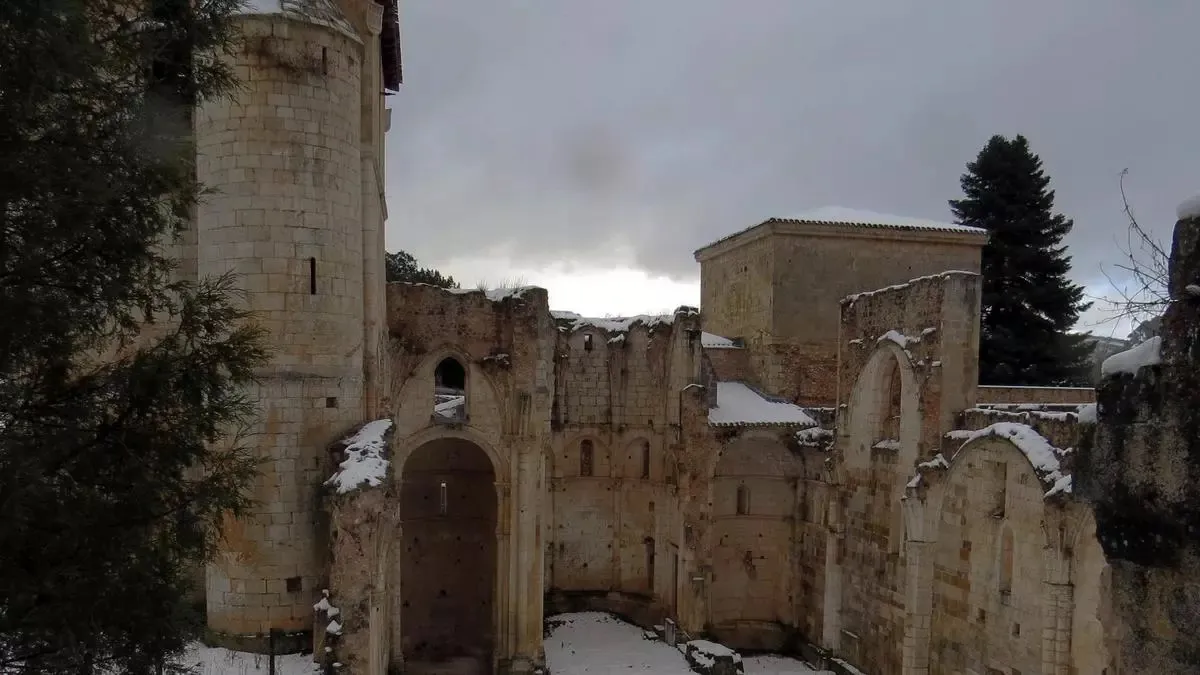 El incierto futuro de San Pedro de Arlanza: un monasterio maltratado y sin apoyo social