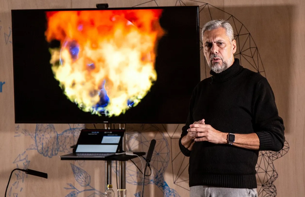 Enrique Dans, investigador y asesor en tecnología, participará el jueves 9 de mayo en el primer Encuentro Empresarial del año