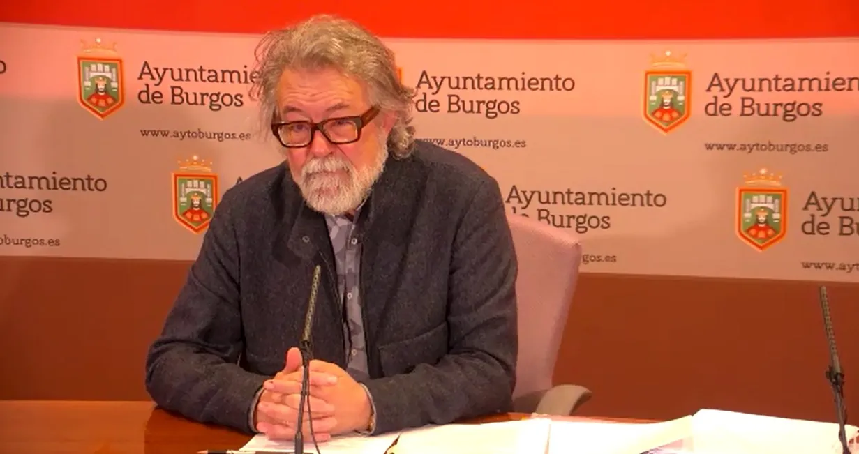 El PSOE exige una fecha concreta para retirar el amianto de los edificios municipales