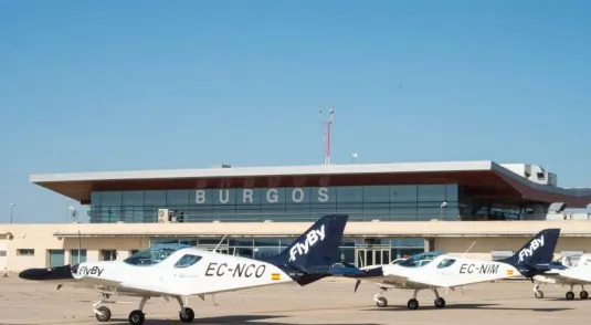 Suárez califica de sensatas las declaraciones de Ayala, que apuesta por que Valladolid albergue el súper aeropuerto de CyL