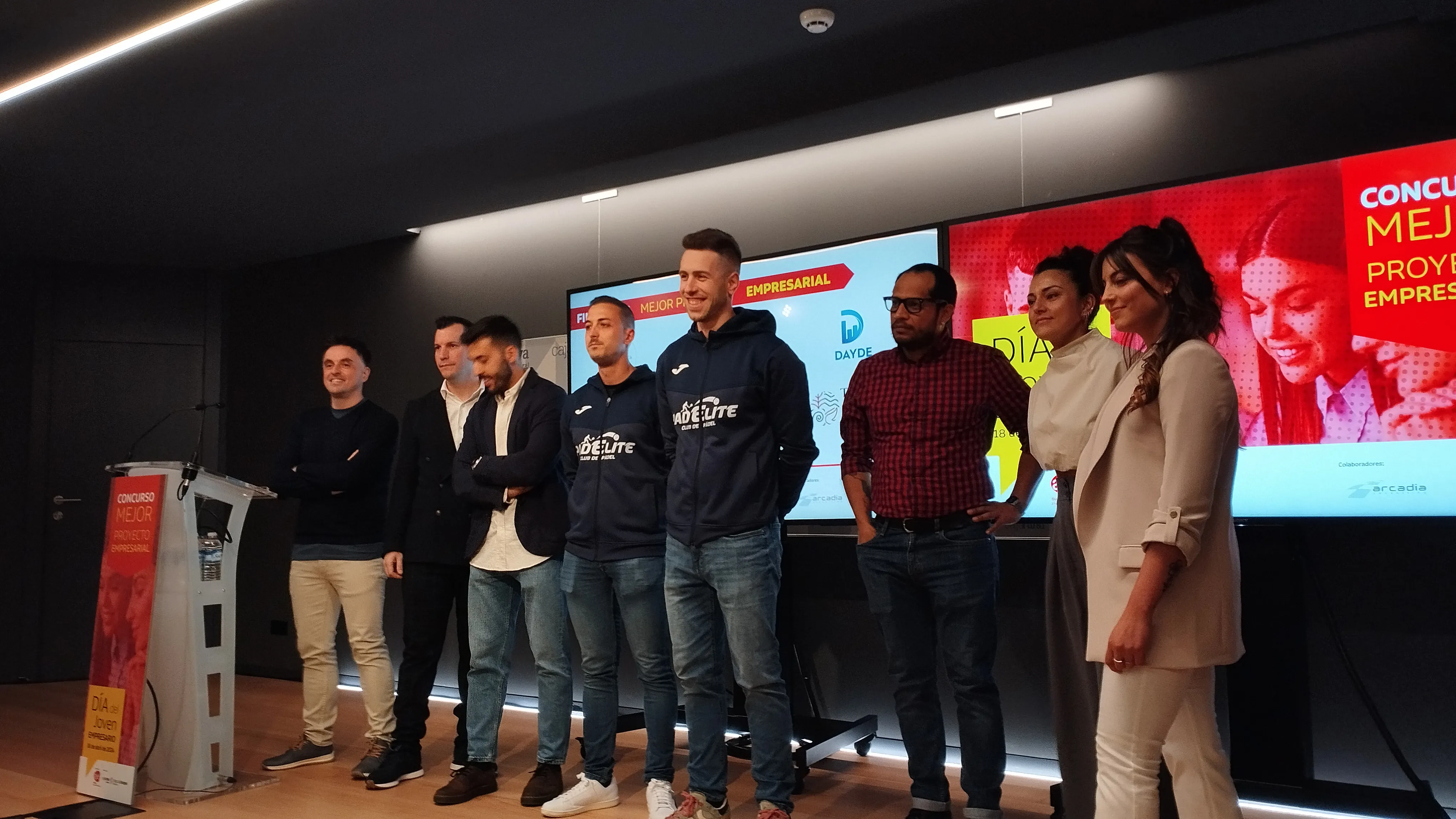 AJE y Cajaviva celebran el día del Joven Empresario