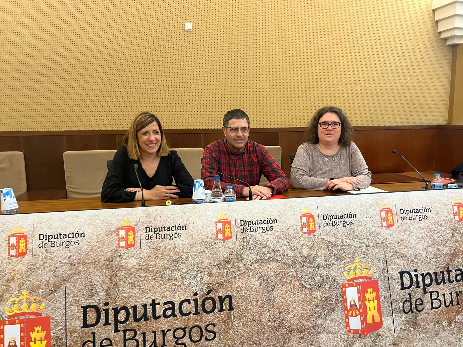 El PSOE califica de ‘chapuza’ las bases de los Planes Provinciales