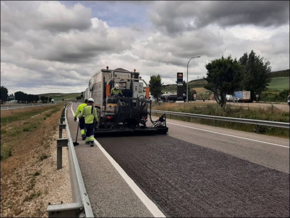 Un trabajador de mantenimiento de carreteras atropellado a la altura de Fuentecén (Burgos)