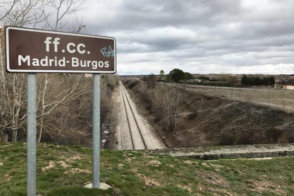 El Congreso aprueba la reapertura urgente del tren directo Madrid–Aranda–Burgos